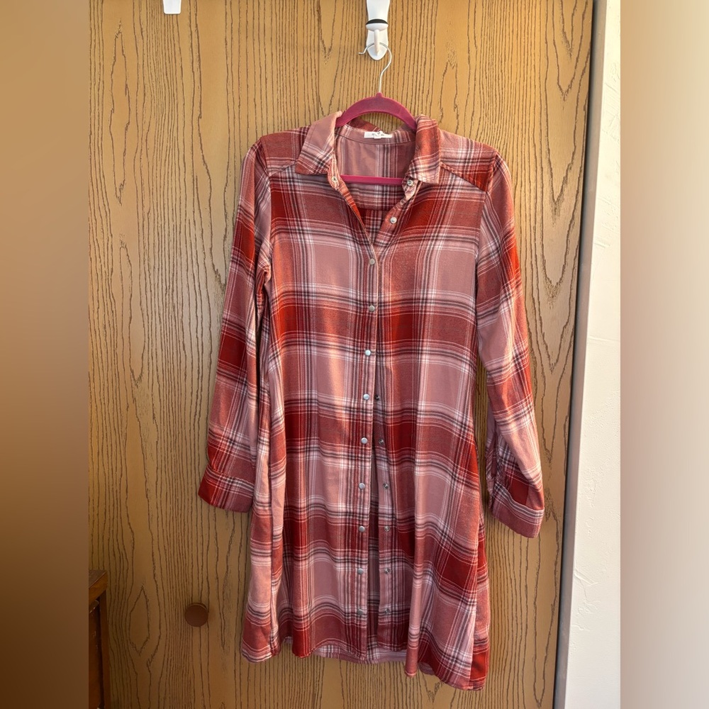 Maurices long Shirt/mini dress Rustic Red Plaid